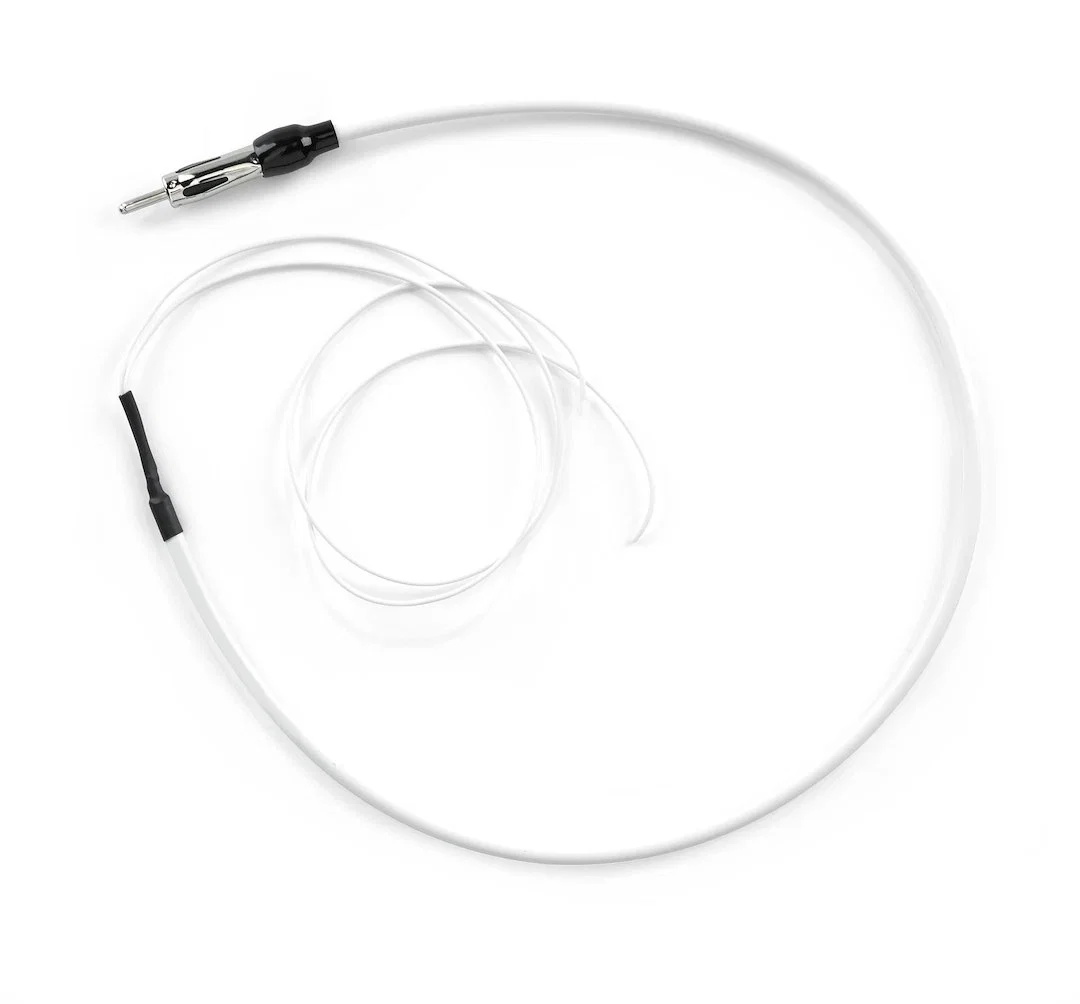 010-13577-00 – CLARION AM/ FM Antenna, Hidden Type Standard Motorola Type Male Plug White
